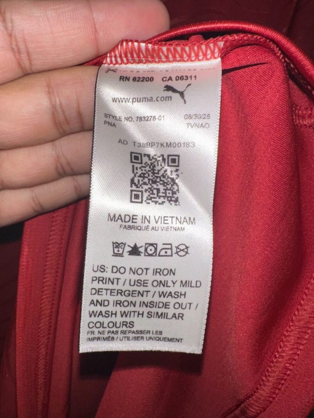 PUMA Portugal 2025 Home Soccer Jersey Red Green Trim – Size [L] - Picture 4 of 5